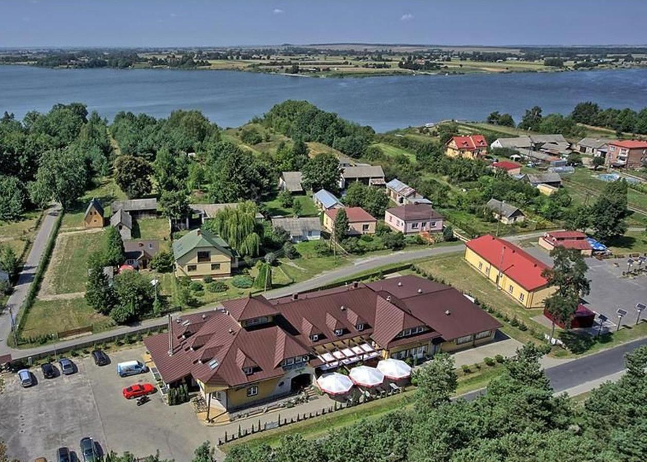 Hotel Marina Nielisz Esterno foto